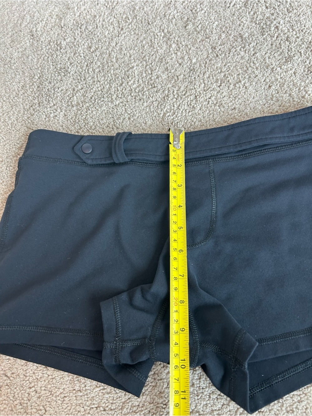 Lululemon Athletica Black Retro Low Rise Short Shorts Sz 10 Workout Gym Runnin - Picture 5 of 9